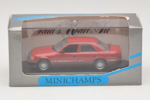 Mercedes 300D W124 Turbo Punainen Minichamps 1:43 3210 Metalli — kuva 4 / 4