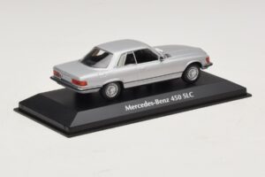 Mercedes 450 SLC C107 Hopea Maxichamps 1:43 940033421 Metalli — kuva 2 / 4