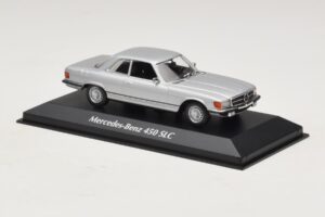 Mercedes 450 SLC C107 Hopea Maxichamps 1:43 940033421 Metalli — kuva 3 / 4