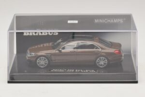 Mercedes Brabus 850 S63 W222 Ruskea Metallic Minichamps 1:43 437034202 Metalli — kuva 4 / 5