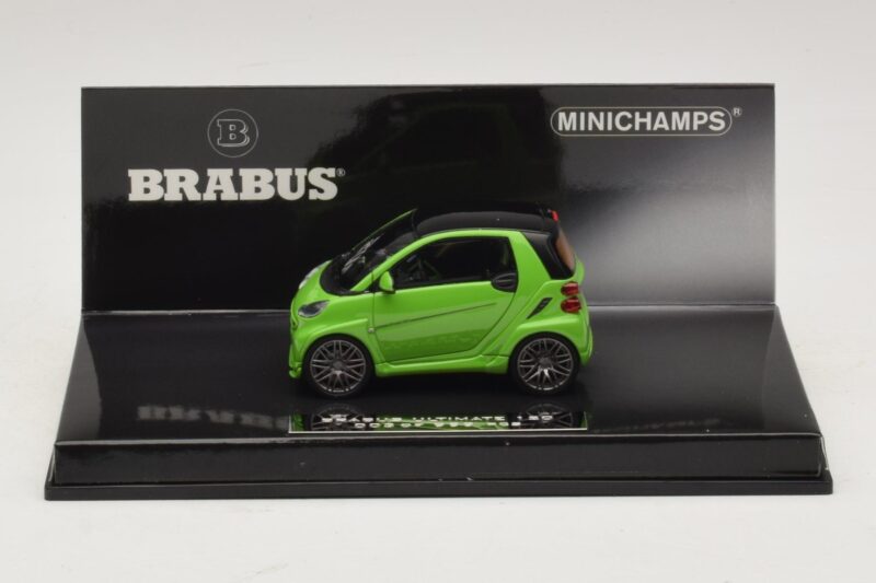 Mercedes Brabus Ultimate 120 Vihreä Minichamps 1:43 437032700 Metalli