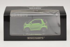 Mercedes Brabus Ultimate 120 Vihreä Minichamps 1:43 437032700 Metalli — kuva 5 / 5