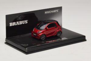 Mercedes Brabus Ultimate 120 Punainen Minichamps 1:43 437032701 Metalli — kuva 2 / 5