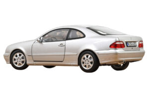 Mercedes CLK C208 Brilliant Silver Norev 1:18 183335 Metalli — kuva 3 / 3