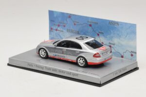 Mercedes E-Class #5 Team Auto Motor und Sport Rally Paris-Peking 2007 Minichamps 1:43 B66962261 Metalli — kuva 3 / 5