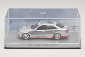 Mercedes E-Class #7 Team Auto Bild Rally Paris-Peking 2007 Minichamps 1:43 B66962263 Metalli — kuva 4 / 5