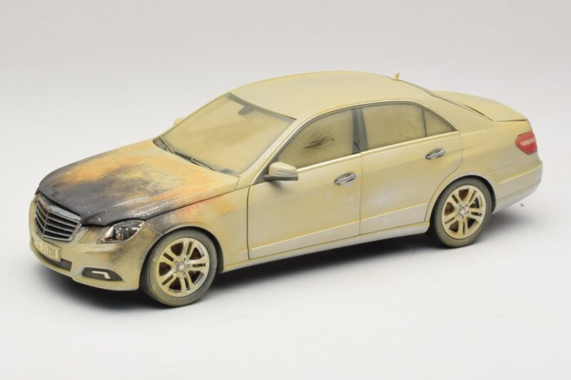 Mercedes E-Class W212 Palanut Dubai Taideauto Minichamps 1:18 MB008 Metalli
