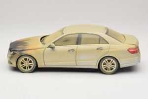 Mercedes E-Class W212 Palanut Dubai Taideauto Minichamps 1:18 MB008 Metalli — kuva 3 / 6