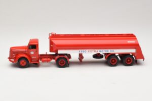 Mercedes LS315 Tanksattelzug Esso Minichamps 1:43 499034770 Metalli — kuva 3 / 6