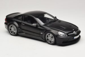 Mercedes SL65 AMG R230 Black Series Matt Black Minichamps 1:18 100038121 Metalli — kuva 6 / 8