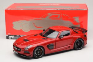 Mercedes SLS AMG C197 Black Series Punainen Minichamps 1:18 110033022 Metalli — kuva 8 / 8