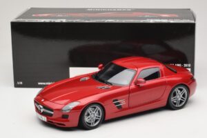 Mercedes SLS AMG C197 Punainen Metallic Minichamps 1:18 100039020 Metalli — kuva 8 / 8