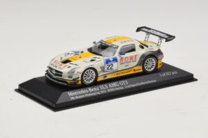 Mercedes SLS AMG GT3 #22 Rowe Racing Graf / Jager Nurburgring 24 Hours 2013 Minichamps 1:43 410133222 Metalli — kuva 2 / 4