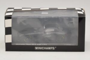 Mercedes SLS AMG GT3 45 Years of Driving Performance Musta Minichamps 1:43 410133200 Metalli — kuva 4 / 4