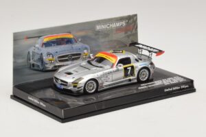 Mercedes SLS AMG GT3 #7 Black Falcon Jager / Seyffarth 24 Hours of Dubai 2011 Minichamps 1:43 437110307 Metalli — kuva 2 / 5