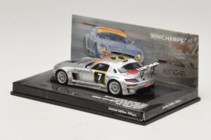 Mercedes SLS AMG GT3 #7 Black Falcon Jager / Seyffarth 24 Hours of Dubai 2011 Minichamps 1:43 437110307 Metalli — kuva 3 / 5