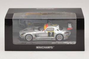 Mercedes SLS AMG GT3 #7 Black Falcon Jager / Seyffarth 24 Hours of Dubai 2011 Minichamps 1:43 437110307 Metalli — kuva 5 / 5