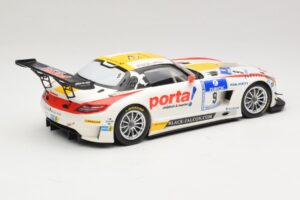 Mercedes SLS AMG GT3 #9 B. Schneider / J. Bleekemolen Black Falcon 24 Hours of Nurburgring Winner 2013 Minichamps 1:18 151133 — kuva 2 / 6