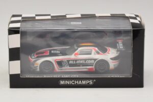 Mercedes SLS AMG GT3 All-Inkl.com #38 FIA GT1 World Championship 2012 Champions Minichamps 1:43 410123238 Metalli — kuva 4 / 4