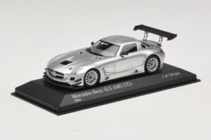 Mercedes SLS AMG GT3 Hopea Minichamps 1:43 410113202 Metalli — kuva 2 / 4