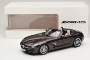 Mercedes SLS AMG Sepang Brown Minichamps 1:18 B66960080 Metalli — kuva 9 / 9