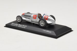 Mercedes W125 R. Caracciola German GP 1937 Minichamps 1:43 400370012 Metalli — kuva 3 / 3