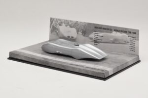 Mercedes W125 R. Caracciola World Record Car 1938 Minichamps 1:43 400383800 Metalli — kuva 3 / 5