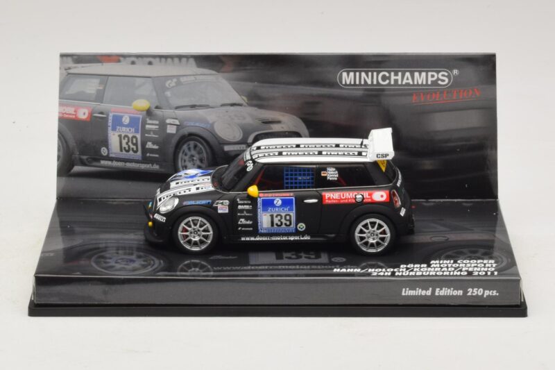 Mini Cooper Dörr Motorsport #139 Hahn / Holoch 24 Hours of Nürburgring 2011 Minichamps 1:43 Mini Cooper Dörr Motorsport #139 Hahn / Holoch 24 Hours of Nürburgring 2011 Minichamps 1:43 437112139 Metalli