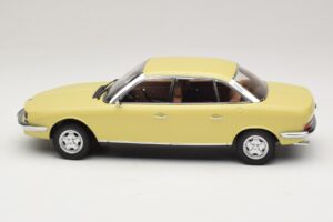NSU Ro80 Keltainen Minichamps 1:18 151015402 Metalli — kuva 3 / 6