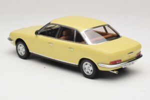 NSU Ro80 Keltainen Minichamps 1:18 151015402 Metalli — kuva 5 / 6