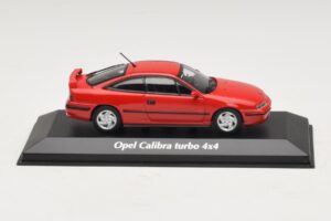 Opel Calibra Turbo 4x4 Punainen Maxichamps 1:43 940045721 Metalli