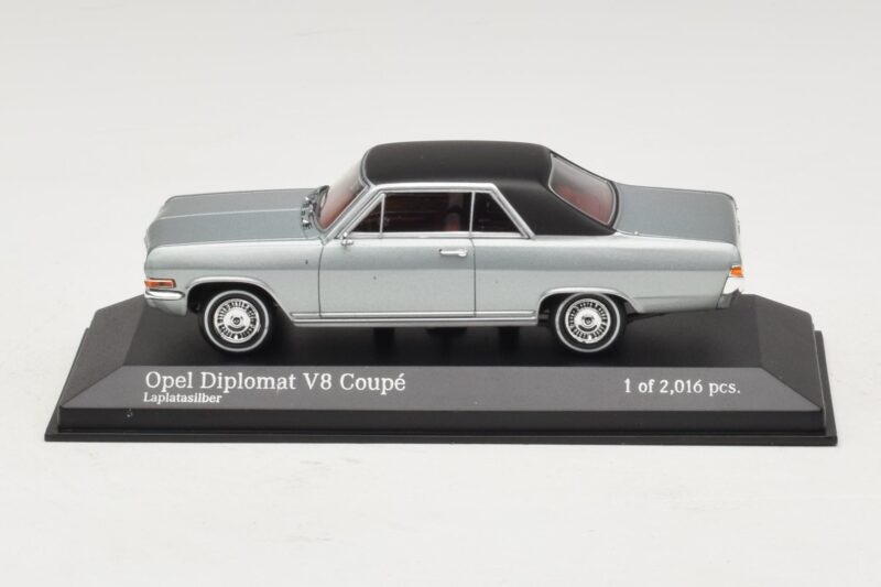 Opel Diplomat A V8 Coupe Hopea Minichamps 1:43 Opel Diplomat A V8 Coupe Hopea Minichamps 1:43 400048020 Metalli