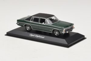 Opel Diplomat B Tummanvihreä Maxichamps 1:43 940046070 Metalli — kuva 3 / 4