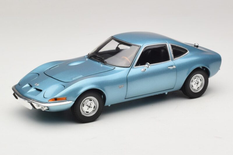 Opel GT Blue Metallic Minichamps 1:18 180049030 Metalli