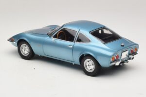 Opel GT Blue Metallic Minichamps 1:18 180049030 Metalli — kuva 7 / 8