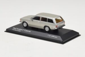 Opel Kadett C Caravan Silver Metallic Minichamps 1:43 400048111 Metalli — kuva 3 / 4