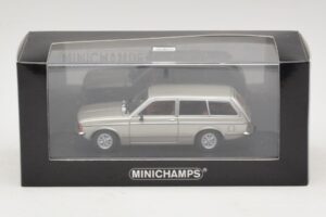Opel Kadett C Caravan Silver Metallic Minichamps 1:43 400048111 Metalli — kuva 4 / 4