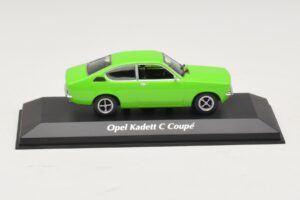 Opel Kadett C Coupe Vihreä Maxichamps 1:43 940045621 Metalli