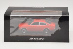 Opel Kadett C Coupé Esittely IAA Frankfurt Punainen Minichamps 1:43 436045620 Metalli — kuva 4 / 4