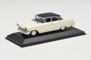 Opel Kapitan A Valkoinen Minichamps 1:43 400048000 Metalli — kuva 2 / 4