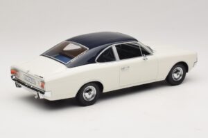 Opel Rekord C Coupé Valkoinen Sininen Minichamps 1:18 107047021 Hartsi — kuva 2 / 6