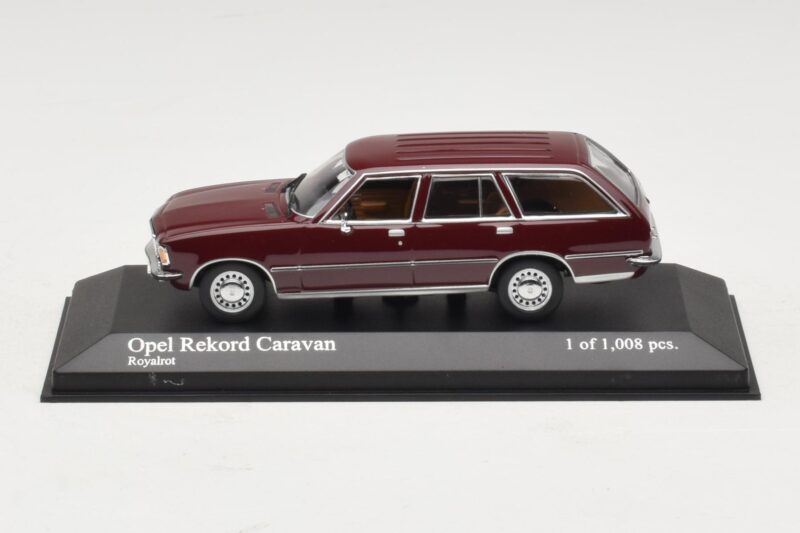 Opel Rekord D Caravan Punainen Minichamps 1:43 400044012 Metalli