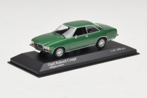 Opel Rekord D Coupé Vihreä Metallinen Minichamps 1:43 400044022 Metalli — kuva 2 / 4