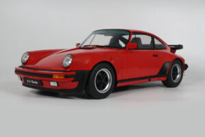 Porsche 911 930 Turbo 3.3 India Red GT Spirit 1:8 GTS802301 Hartsi