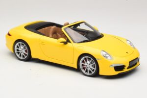 Porsche 911 991 Carrera S Avoauto Keltainen Minichamps 1:18 100061031 Metalli — kuva 6 / 8