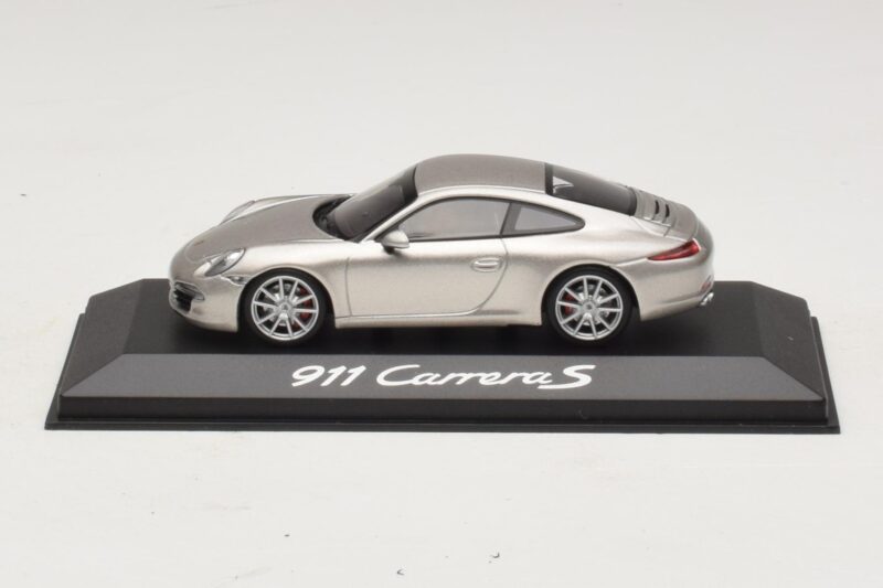 Porsche 911 991 Carrera S Hopea Metallic Minichamps 1:43 Porsche 911 991 Carrera S Hopea Metallic Minichamps 1:43 WAP0200130C Metalli