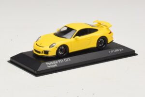 Porsche 911 991 GT3 Keltainen Minichamps 1:43 410062021 Metalli — kuva 2 / 4