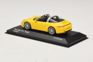Porsche 911 991 Targa Keltainen Minichamps 1:43 410062441 Metalli — kuva 3 / 4