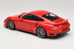 Porsche 911 991 Turbo S Punainen Minichamps 1:18 110062320 Metalli — kuva 7 / 8