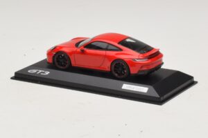Porsche 911 992 GT3 Touring Punainen Minichamps 1:43 WAP02012617-R1 Metalli — kuva 3 / 4